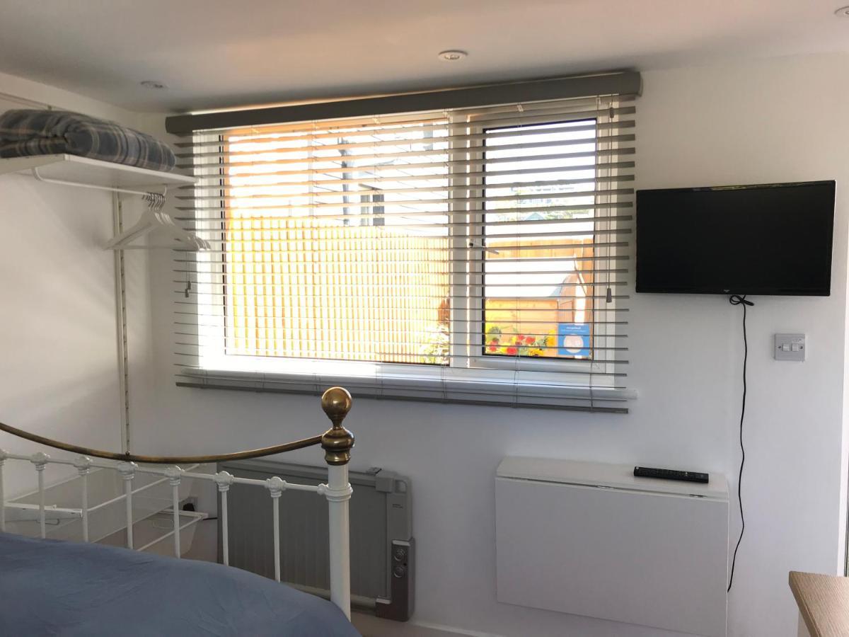 Apartmán Flat Rocks, With Parking, 100M From Beach Perranporth Exteriér fotografie